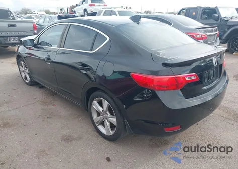 2013 Acura Ilx 2.0L z USA, uszkodzony, nr VIN 19VDE1F73DE000898
